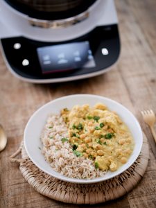 Recette de Curry de choux fleur et pois chiches avec le robot Cookit de Bosch